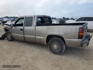 2002 GMC Sierra 1500 SLE with VIN 2GTEC19V821179767, listed as a Copart auction lot 70909254 with 0 mi miles and Salvage Title. Bid and sale history available at carsss.com. Image 2.
