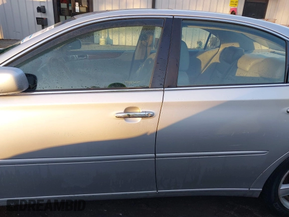 2005 Lexus ES 330 with VIN JTHBA30G355067558, listed as a IAAI auction lot 41273706 with 202,361 mi miles. Bid and sale history available at carsss.com. Image 14.