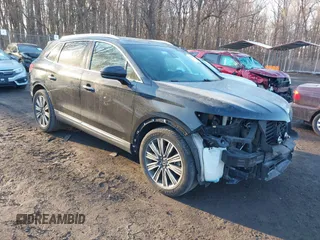 2016 Lincoln MKX Black Label with VIN 2LMPJ9JP0GBL59594, listed as a IAAI auction lot 41422737 with 114,823 mi miles. Bid and sale history available at carsss.com. Image 1.