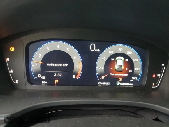 2024 Acura Integra w/A-Spec Package with VIN 19UDE4H33RA013679, listed as a Copart auction lot 69057484 with 8,998 mi miles and Salvage Title. Bid and sale history available at carsss.com. Image 9.
