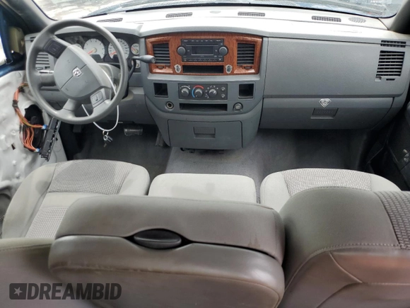 2006 Dodge 1500 SLT z VIN 1D7HA18N56S649415, wystawiony jako Copart lot #55862295 z przebiegiem 156 660 mil mil oraz Szkoda całkowita • Salvage title. Historia ofert i sprzedaży dostępna na DreamBid. Obrazek 8.