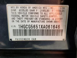 1999 Honda Accord EX z VIN 1HGCG5651XA061646, wystawiony jako Copart lot #60443325 z przebiegiem 164 296 mil mil oraz Szkoda całkowita • Salvage title. Historia ofert i sprzedaży dostępna na DreamBid. Obrazek 12.