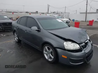 2010 Volkswagen Jetta SE with VIN 3VWRZ7AJ8AM148955, listed as a IAAI auction lot 41241313 with 134,124 mi miles and . Bid and sale history available at DreamBid. Image 1.