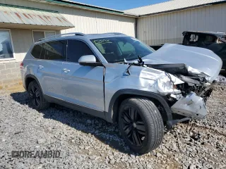 2018 Volkswagen Atlas SEL Premium with VIN 1V2NR2CA0JC574172, listed as a Copart auction lot 49454025 with 113,823 mi miles and Salvage title. Bid and sale history available at DreamBid. Image 4.