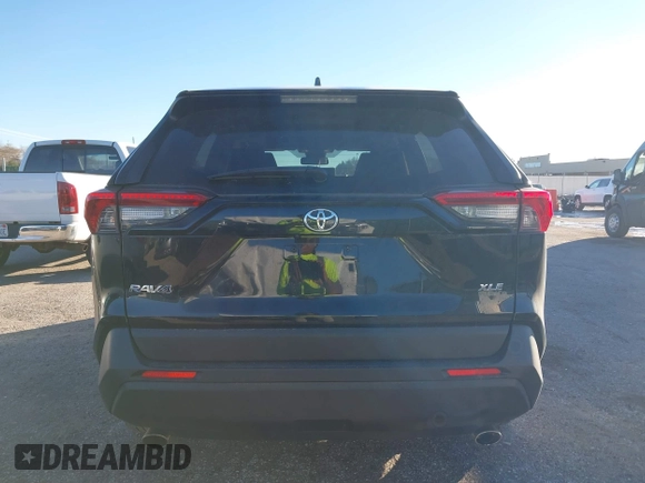 2019 Toyota RAV4 XLE with VIN JTMW1RFV1KD002799, listed as a IAAI auction lot 40887562 with 75,016 mi miles. Bid and sale history available at carsss.com. Image 16.