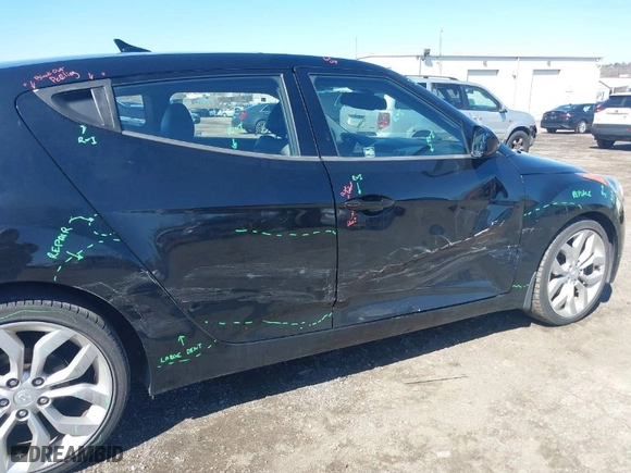 2013 Hyundai Veloster w/Black Int with VIN KMHTC6AD1DU111031, listed as a IAAI auction lot 41816195 with 108,832 mi miles. Bid and sale history available at carsss.com. Image 6.