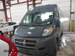 2018 Ram ProMaster Cargo z VIN 3C6TRVDG2JE160937, wystawiony jako IAAI lot #41654742 z przebiegiem 206 731 mil mil oraz . Historia ofert i sprzedaży dostępna na DreamBid. Obrazek 12.