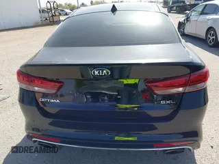 2016 Kia Optima SXL Turbo with VIN 5XXGV4L29GG086468, listed as a IAAI auction lot 41933581 with 186,881 mi miles. Bid and sale history available at carsss.com. Image 17.