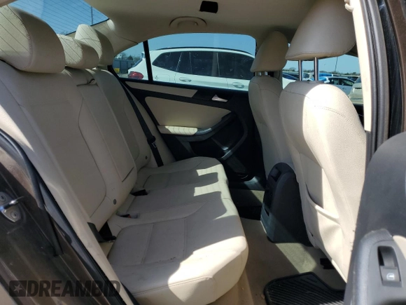 2012 Volkswagen Jetta Sedan SE w/Convenience with VIN 3VWDX7AJ1CM454317, listed as a Copart auction lot 48673205 with 136,971 mi miles and Salvage Title. Bid and sale history available at carsss.com. Image 10.