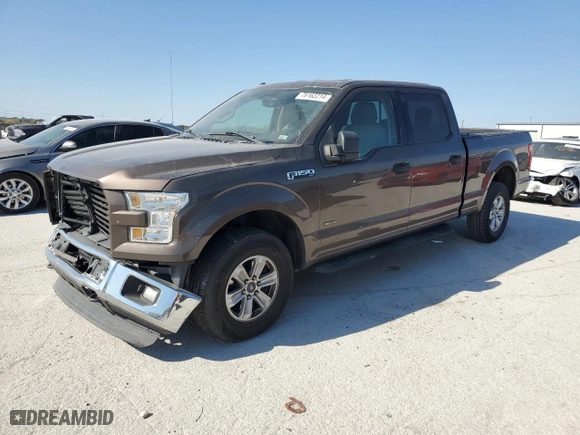 2015 Ford F-150 XLT w/HD Payload Pkg with VIN 1FTFW1EG8FKD03366, listed as a Copart auction lot 76162214 with 230,146 mi miles and Salvage Title. Bid and sale history available at carsss.com. Image 1.