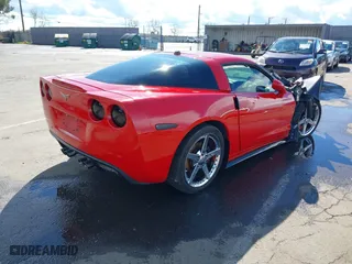 2005 Chevrolet Corvette with VIN 1G1YY24U855122094, listed as a IAAI auction lot 41777613 with 1 mi miles. Bid and sale history available at carsss.com. Image 4.