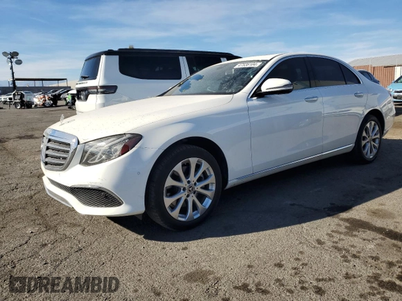 2019 Mercedes-Benz E-Class E 300 with VIN WDDZF4JB6KA509008, listed as a Copart auction lot 47536104 with 34,402 mi miles and Salvage Title. Bid and sale history available at carsss.com. Image 1.