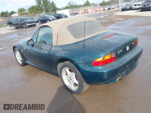1998 BMW 3 Series 1.9L with VIN 4USCH732XWLE05993, listed as a IAAI auction lot 41551443 with 173,508 mi miles. Bid and sale history available at carsss.com. Image 3.