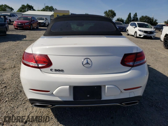 2018 Mercedes-Benz C 300 с VIN WDDWK4JB8JF623771, выставлен на аукционе Copart как лот 57273575 с пробегом 53 194 миль миль и Списание • Salvage title. История ставок и продаж доступна на DreamBid. Изображение 6.