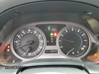 2008 Lexus IS with VIN JTHBK262082080289, listed as a Copart auction lot 48044825 with 198,945 mi miles and Salvage Title. Bid and sale history available at carsss.com. Image 9.