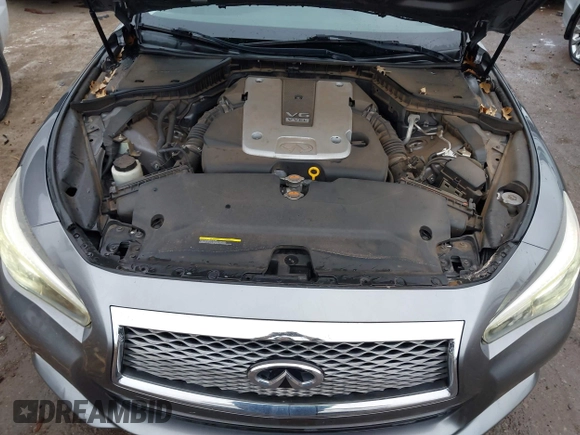2014 Infiniti Q50 Premium with VIN JN1BV7AP4EM676498, listed as a IAAI auction lot 41900566 with 111,897 mi miles. Bid and sale history available at carsss.com. Image 10.