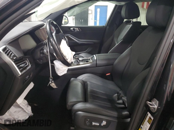 2020 BMW X5 xDrive40i with VIN 5UXCR6C09L9C51165, listed as a Copart auction lot 58212555 with Not provided miles and Salvage title. Bid and sale history available at DreamBid. Image 7.