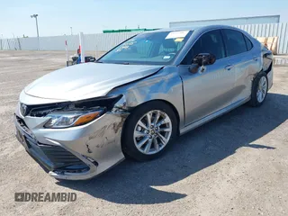 2024 Toyota Camry LE z VIN 4T1R11AKXRU883388, wystawiony jako IAAI lot #41977607 z przebiegiem 8 784 mil mil oraz . Historia ofert i sprzedaży dostępna na DreamBid. Obrazek 17.