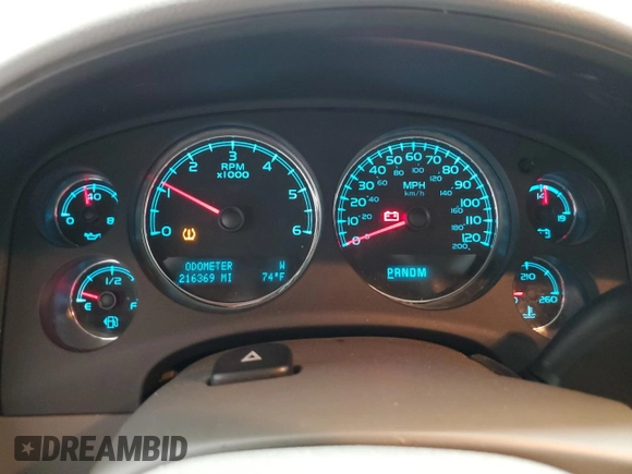 2014 Chevrolet Suburban LT with VIN 1GNSCJE05ER236491, listed as a Copart auction lot 70175244 with 216,369 mi miles and Clean Title. Bid and sale history available at carsss.com. Image 9.