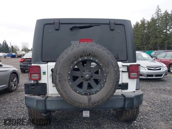 2017 Jeep Wrangler Unlimited Sport with VIN 1C4BJWDG2HL520081, listed as a IAAI auction lot 41916923 with 73,592 mi miles. Bid and sale history available at carsss.com. Image 16.