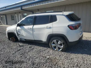 2018 Jeep Compass Latitude z VIN 3C4NJDBB8JT483363, wystawiony jako Copart lot #50693775 z przebiegiem 115 389 mil mil oraz Szkoda całkowita • Salvage title. Historia ofert i sprzedaży dostępna na DreamBid. Obrazek 2.
