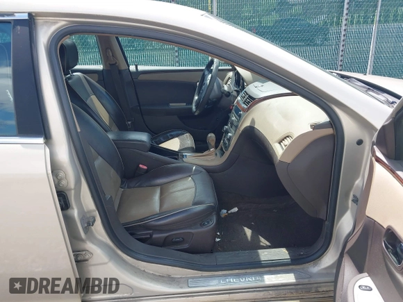 2009 Chevrolet Malibu LTZ with VIN 1G1ZK57B99F170866, listed as a IAAI auction lot 42147218 with 154,668 mi miles and . Bid and sale history available at DreamBid. Image 5.