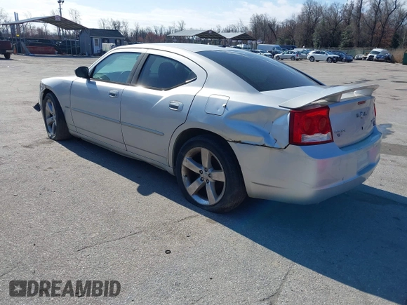 2009 Dodge Charger R/T with VIN 2B3LA53T89H610073, listed as a IAAI auction lot 41812611 with 135,364 mi miles. Bid and sale history available at carsss.com. Image 3.