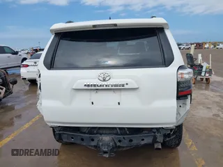 2015 Toyota 4Runner Limited with VIN JTEBU5JR3F5214950, listed as a IAAI auction lot 41449391 with 163,030 mi miles and . Bid and sale history available at DreamBid. Image 17.