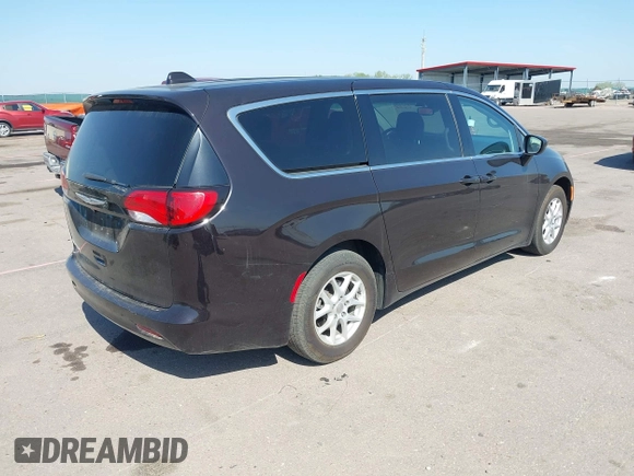2017 Chrysler Pacifica Touring with VIN 2C4RC1DG7HR695171, listed as a IAAI auction lot 42230782 with 114,273 mi miles and . Bid and sale history available at DreamBid. Image 4.