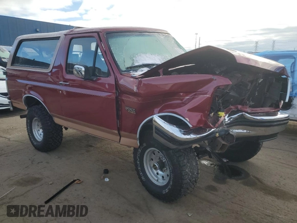 1994 Ford Bronco Custom with VIN 1FMEU15H3RLB53350, listed as a Copart auction lot 82411494 with 101,328 mi miles and Clean Title. Bid and sale history available at DreamBid. Image 4.