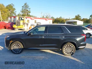 2024 Hyundai Palisade Calligraphy z VIN KM8R74GE4RU653931, wystawiony jako IAAI lot #41803590 z przebiegiem 25 374 mil mil oraz . Historia ofert i sprzedaży dostępna na DreamBid. Obrazek 14.
