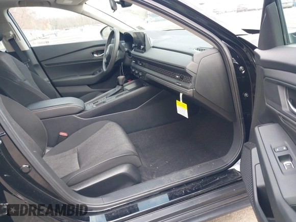 2024 Honda Accord EX with VIN 1HGCY1F35RA062810, listed as a IAAI auction lot 41944178 with 10,424 mi miles and . Bid and sale history available at DreamBid. Image 5.