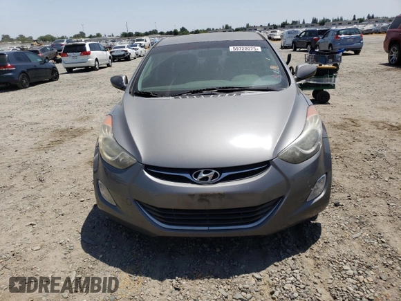 2013 Hyundai Elantra GLS z VIN 5NPDH4AE5DH352415, wystawiony jako Copart lot #59720075 z przebiegiem Nie podano mil oraz Szkoda całkowita • Salvage title. Historia ofert i sprzedaży dostępna na DreamBid. Obrazek 5.