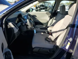 2017 Honda HR-V LX with VIN 3CZRU6H31HG703590, listed as a Copart auction lot 84173064 with 83,402 mi miles and Salvage Title. Bid and sale history available at carsss.com. Image 7.