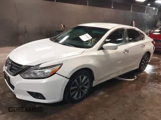 2017 Nissan Altima SV with VIN 1N4AL3AP6HC171487, listed as a IAAI auction lot 41503897 with 154,095 mi miles and . Bid and sale history available at carsss.com. Image 2.