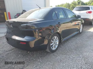 2016 Mitsubishi Lancer ES z VIN JA32U2FUXGU010572, wystawiony jako IAAI lot #42420691 z przebiegiem 71 602 mil mil oraz . Historia ofert i sprzedaży dostępna na DreamBid. Obrazek 4.