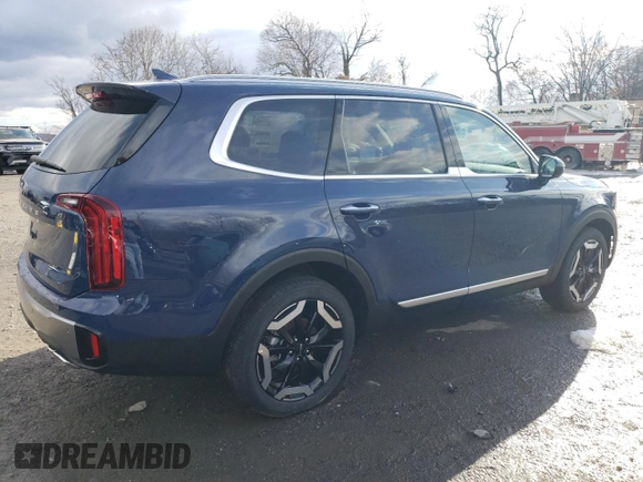 2025 Kia Telluride S with VIN 5XYP64GC4SG571265, listed as a Copart auction lot 83986074 with 9 mi miles and Salvage Title. Bid and sale history available at DreamBid. Image 3.