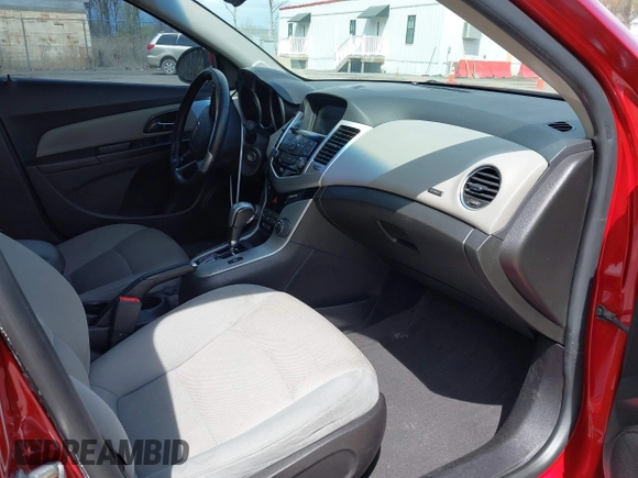 2014 Chevrolet Cruze 1LT with VIN 1G1PC5SB5E7419437, listed as a IAAI auction lot 41961469 with 90,439 mi miles and . Bid and sale history available at DreamBid. Image 5.