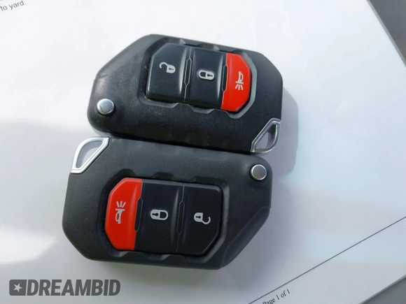 2021 Jeep Wrangler Unlimited Sahara with VIN 1C4HJXEG6MW751752, listed as a IAAI auction lot 41104960 with 47,460 mi miles and . Bid and sale history available at DreamBid. Image 11.