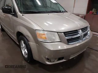 2009 Dodge Grand Caravan SXT z VIN 2D8HN541X9R652097, wystawiony jako IAAI lot #42370946 z przebiegiem 189 911 mil mil oraz . Historia ofert i sprzedaży dostępna na DreamBid. Obrazek 15.