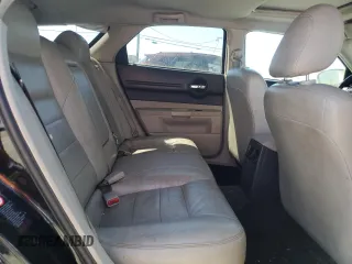 2006 Dodge Magnum R/T z VIN 2D8GV57206H121167, wystawiony jako Copart lot #72960154 z przebiegiem 212 328 mil mil oraz Czysty tytuł • Clean title. Historia ofert i sprzedaży dostępna na DreamBid. Obrazek 10.