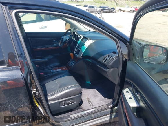 2004 Lexus RX 330 z VIN JTJHA31U540019312, wystawiony jako IAAI lot #42202707 z przebiegiem 250 970 mil mil oraz . Historia ofert i sprzedaży dostępna na DreamBid. Obrazek 5.