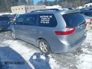 2016 Toyota Sienna LE AAS with VIN 5TDKK3DC6GS711315, listed as a IAAI auction lot 41596447 with 175,413 mi miles. Bid and sale history available at carsss.com. Image 3.