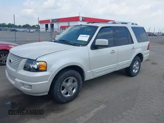 2005 Ford Expedition Limited with VIN 1FMFU20545LA72293, listed as a IAAI auction lot 42447989 with 182,117 mi miles and . Bid and sale history available at DreamBid. Image 2.