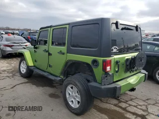 2018 Jeep Wrangler JK Unlimited Sahara with VIN 1C4BJWEG3JL840921, listed as a Copart auction lot 83969834 with 85,179 mi miles and Salvage Title. Bid and sale history available at carsss.com. Image 2.