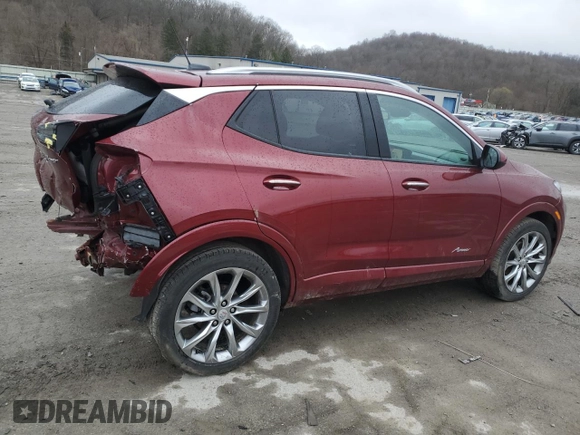 2024 Buick Encore GX Avenir z VIN KL4AMFSL2RB005604, wystawiony jako Copart lot #47529285 z przebiegiem 8 032 mil mil oraz Szkoda całkowita • Salvage title. Historia ofert i sprzedaży dostępna na DreamBid. Obrazek 3.