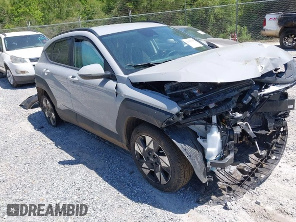 2024 Hyundai Kona SEL with VIN KM8HB3AB2RU171025, listed as a IAAI auction lot 42045900 with 22,002 mi miles and . Bid and sale history available at carsss.com. Image 1.
