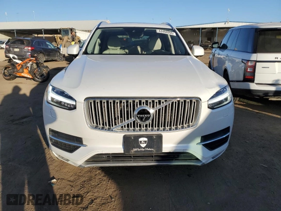 2016 Volvo XC90 T6 Inscription with VIN YV4A22PL0G1081125, listed as a Copart auction lot 44408995 with 99,463 mi miles and Salvage Title. Bid and sale history available at carsss.com. Image 5.