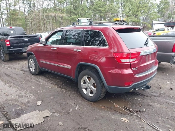 2013 Jeep Grand Cherokee Limited with VIN 1C4RJFBT4DC657211, listed as a IAAI auction lot 41750112 with 175,173 mi miles. Bid and sale history available at carsss.com. Image 3.