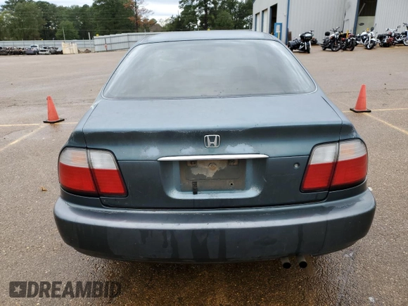 1996 Honda Accord EX with VIN 1HGCD5651TA188013, listed as a Copart auction lot 79533564 with 286,325 mi miles and Clean Title. Bid and sale history available at DreamBid. Image 6.